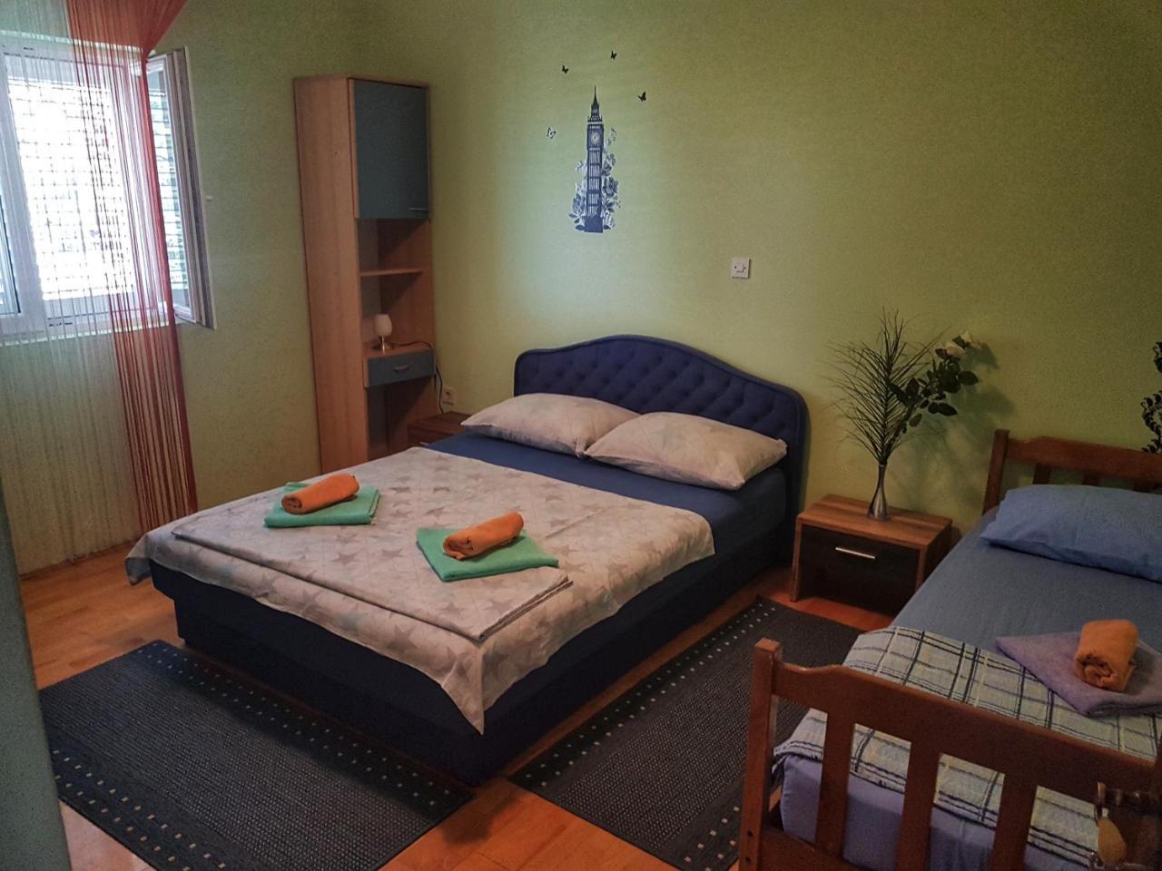 Apartments Mima Каштела Экстерьер фото
